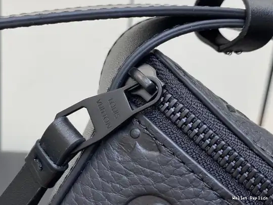 Affordable Moon LOUIS VUITTON Crossbody 0604